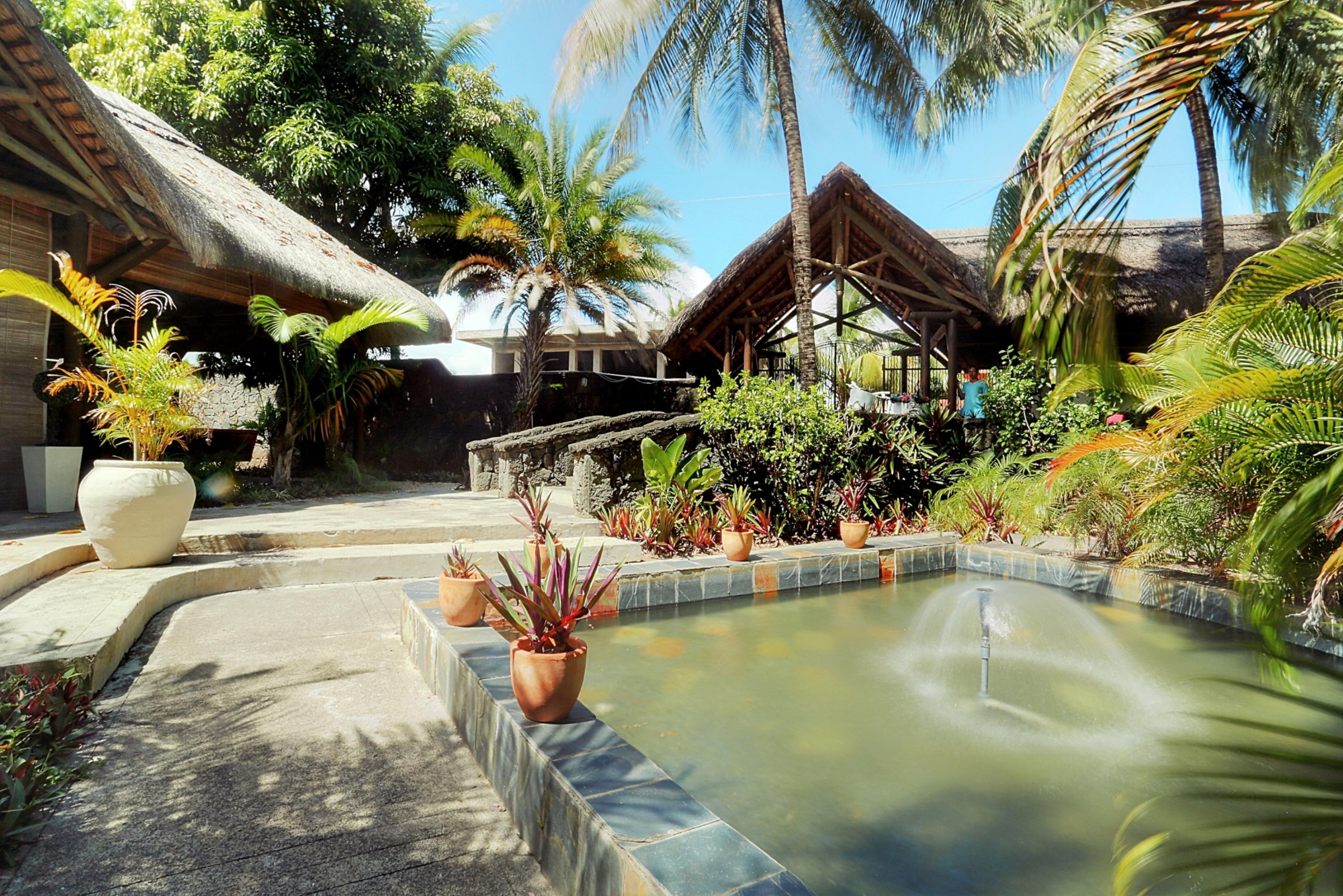 Cocotiers Hotel - Mauritius Baie-du-Tombeau Exterior foto